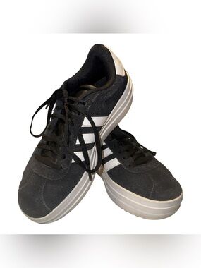 Kids' VL Court Bold Lifestyle Sneaker Size 3.5